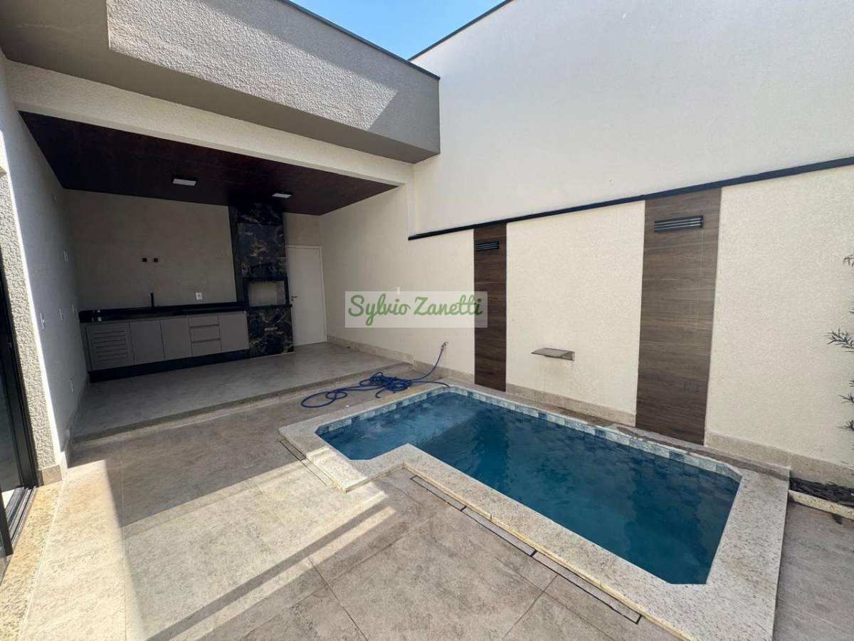 Linda residência térrea com piscina no Condomínio Jardim dos Lírios em Paulínia SP - Sylvio Zanetti Corretor de Imóveis
