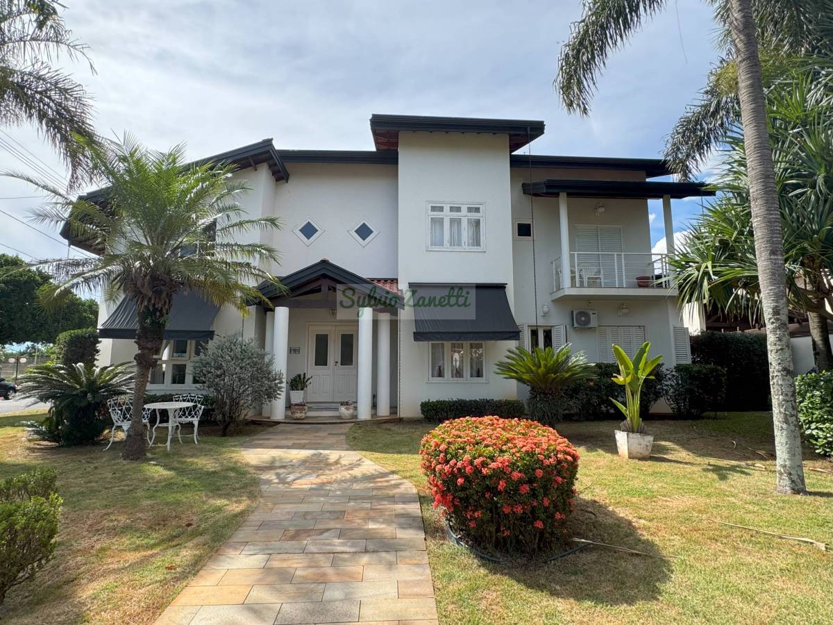 Linda residência em Condomínio fechado - Residencial Okinawa  – Paulínia-SP - Sylvio Zanetti Corretor de Imóveis
